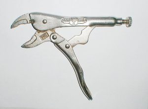Vice grip or locking pliers